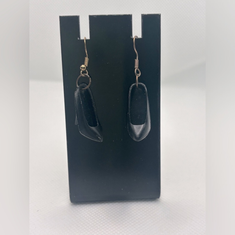 Handmade Barbiecore/Barbie classic black pump earrings.